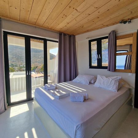 Spathi Beach Suites Kea Room photo